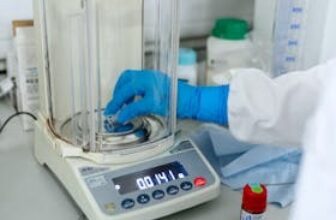 Precision Weighing Equipment